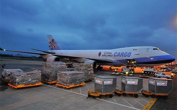 上海空運(yùn)進(jìn)口報關(guān)公司告訴你關(guān)于空運(yùn)的時間 上海空運(yùn)進(jìn)口報關(guān)公司