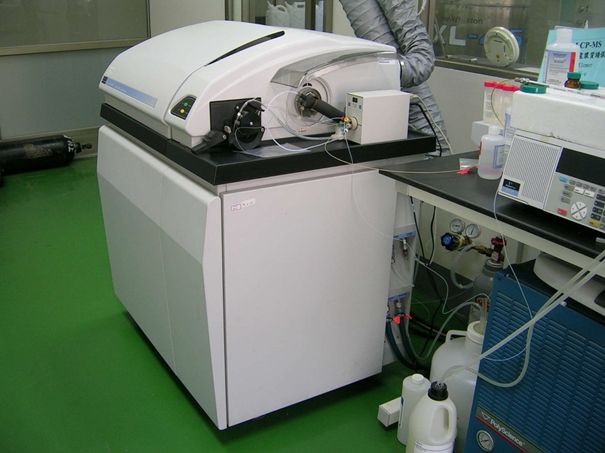 1634898733648015.jpg 深圳儀器進口報關公司哪家好_深圳儀器報關_副本.jpg