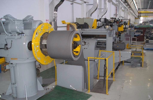 1639360618523353.jpg 大型機器設(shè)備報關(guān)_副本.jpg